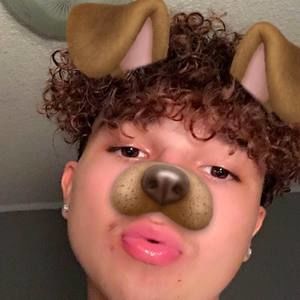 Meet your Posher, Henry